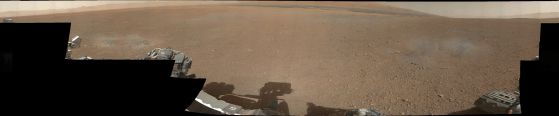 Първата цветна панорамна снимка на Марс. Снимки: NASA