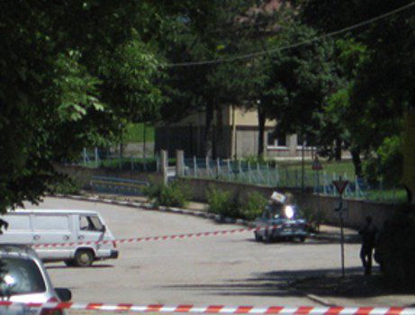 Роми набиха полицаи в Бяла Слатина