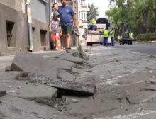 Мегамашина, наета от "Лукойл", разби улици в Бургас