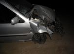 Удар между ТИР и кола в Благоевградско, виновникът избяга