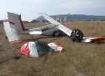 Пилотът на падналия край Шумен самолет остава с опасност за живота