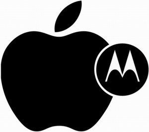 Apple погна и Motorola