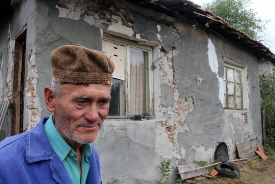 Още пари отиват в Перник за щетите от земетресението. Снимка: БГНЕС