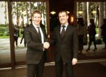Марк Зукърбърг и Дмитрий Медведев след срещата си в Москва. Снимка Facebook