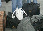 Мъж с боен арсенал е задържан на летището в Лос Анжелис