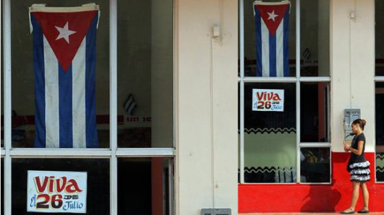 Кубинците пътуват свободно само с паспорти