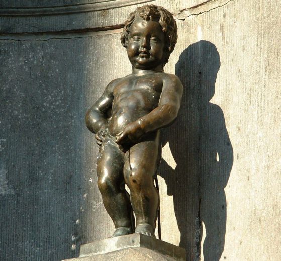 Пикаещото момченце е символът на белгийската столица. Снимка: sxc.hu
