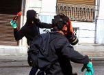 Смъртен случай на протестите в Атина (снимки)