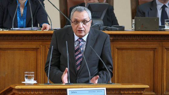Парламентът ще работи до 13 март, изчисли Костов