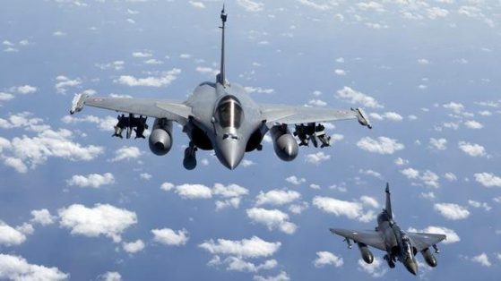 Изтребители. Снимка: БГНЕС