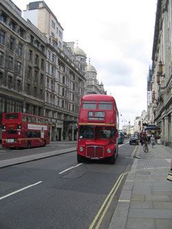 Британец превърна автобус в кръчма. Снимка sxc.hu 
