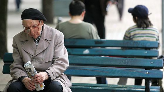 Населението в България продължава да застарява. Снимка: БГНЕС