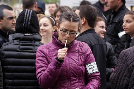 Депутати пак умуват за тютюна, иде нов протест