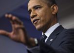 Обама избегна "фискалната скала"