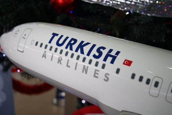 Turkish Airlines зарадваха пътници с билети и сувенири