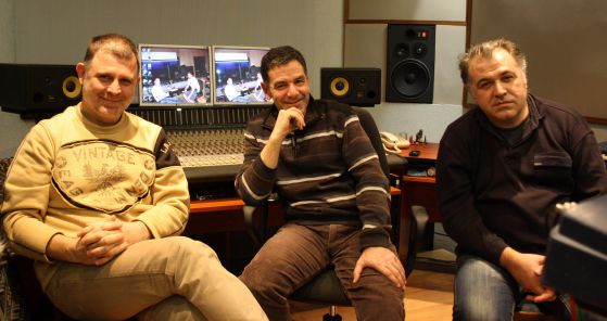 Иван Градинаров (китара), Бойко Петков (вокал и бас), Момчил Колев (кийборд). Снимка: Бистра Величкова 