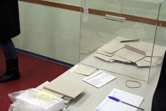 9,34% е избирателната активност в страната към 13 ч.