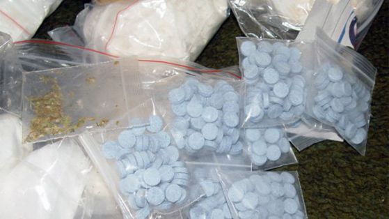 4.5 кг дрога откриха митничари в сръбска кола