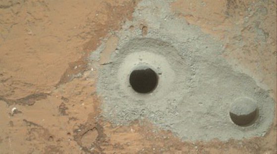 Curiosity направи първия сондаж на Марс. Снимка: НАСА