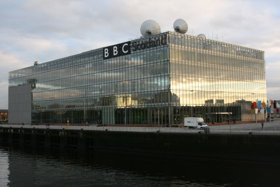 Журналисти от Би Би Си в 24-часова стачка