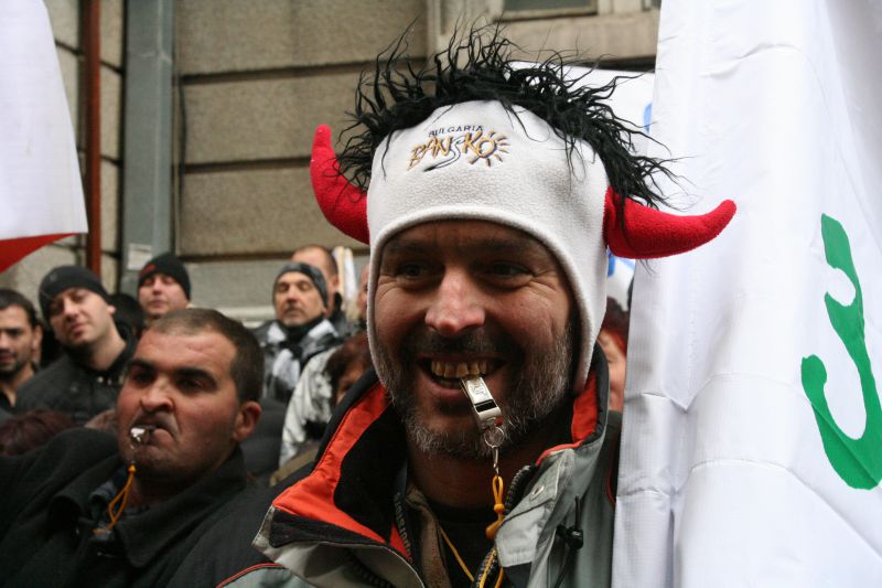 Сцена от протеста в София в началото на годината в подкрепа на разширяването на ски зона Банско.  Снимки: Сергей Антонов