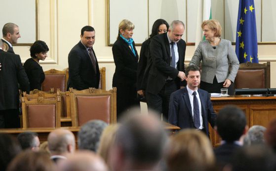 Токов удар в парламента след изказването на Цветанов