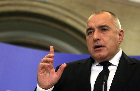 Борисов иска оставката на Пламен Орешарски