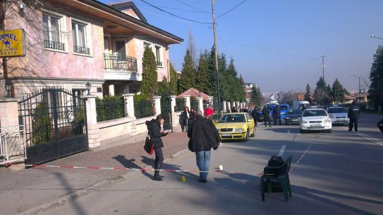 Трима маскирани отвлякоха 10-годишната дъщеря на Евелин Банев-Брендо пред дома му. Снимка: БГНЕС
