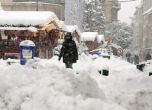 Снежна буря блокира Северна Франция
