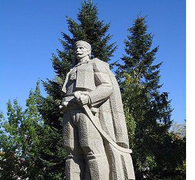 Паметникът на Ильо Войвода. Снимка: Уикипедия