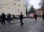 Мъж заплаши да се запали пред общината в Пловдив
