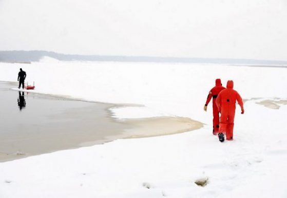 Латвийският бряг, близо до който са бедстващите рибари. СНИМКА: ЛЕТА