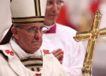 Папата извърши първо си богослужение за Великден (снимки)