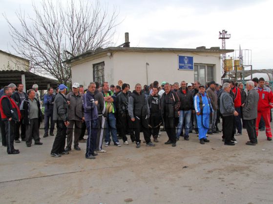 Работници бойкотират строежа на магистрала "Марица"
