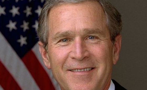 Буш стана дядо