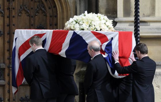 Погребват баронеса Маргарет Тачър на 17 април. Снимка: EPA/БГНЕС