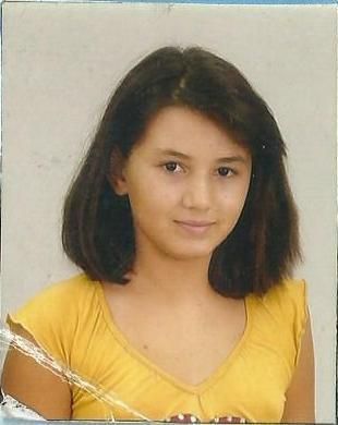 Издирва се 11-годишната Лилия Стефанова от Русе. Снимка Interpol
