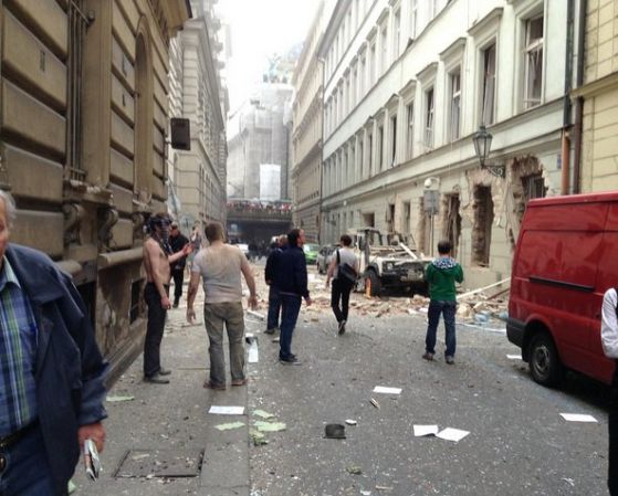 Мощна експлозия в Прага рани 40 души. Снимка idnes.cz