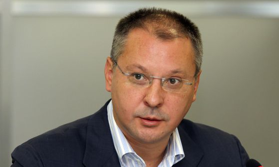 Станишев: Моника не управлява държавата, как се управлява от болница?