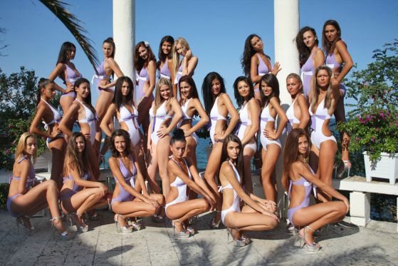 Обща снимка на кандидатките за Мис Варна 2012г