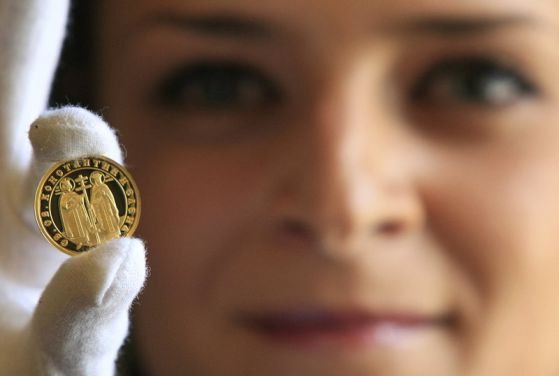 БНБ пуска монета "Св. Св. Константин и Елена" от най-висока проба злато