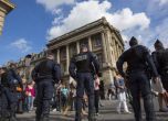 4500 полицаи на крак заради протести срещу гей браковете в Париж