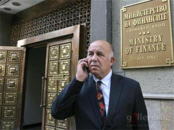 Съветниците в София отказаха почетен знак на Стоян Денчев