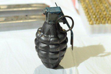 Откриха ръчни гранати в центъра на София