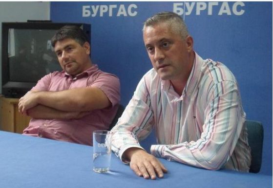 Божидар Лукарски (дясно) е новият председател на СДС.