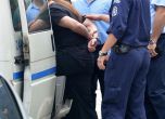 Четирима арестувани на протеста пред парламента (снимки)
