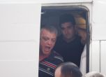 Бисер Миланов - Петното и Йордан Бонев в полицейската кола. Снимка: OFFNews