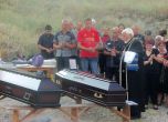 Погребението на двама от загиналите миньори в рудник "Ораново". Снимка: Булфото