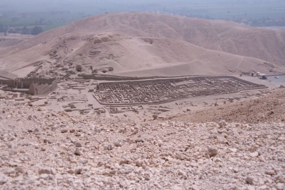 Руините на Даир ел-Мадина днес