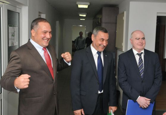 Председателят на ГОРД Слави Бинев със съпредседателите на НФСБ Валери Симеонов и Данчо Хаджиев. Снимка: Булфото